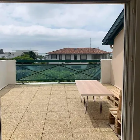 50m² Pieds Dans L'eau + 20m² Terrasse- Vue Sur Mer Appartement *