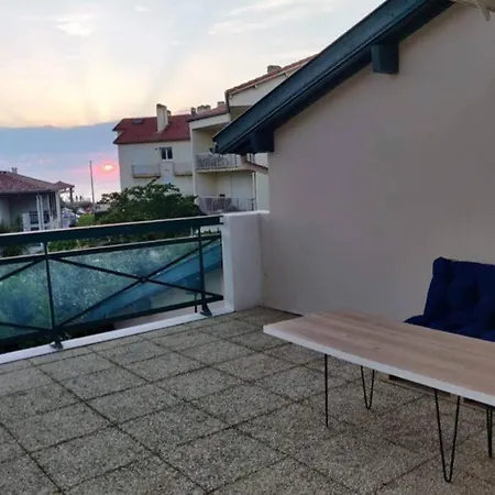 Appartement 50m² Pieds Dans L'eau + 20m² Terrasse- Vue Sur Mer
